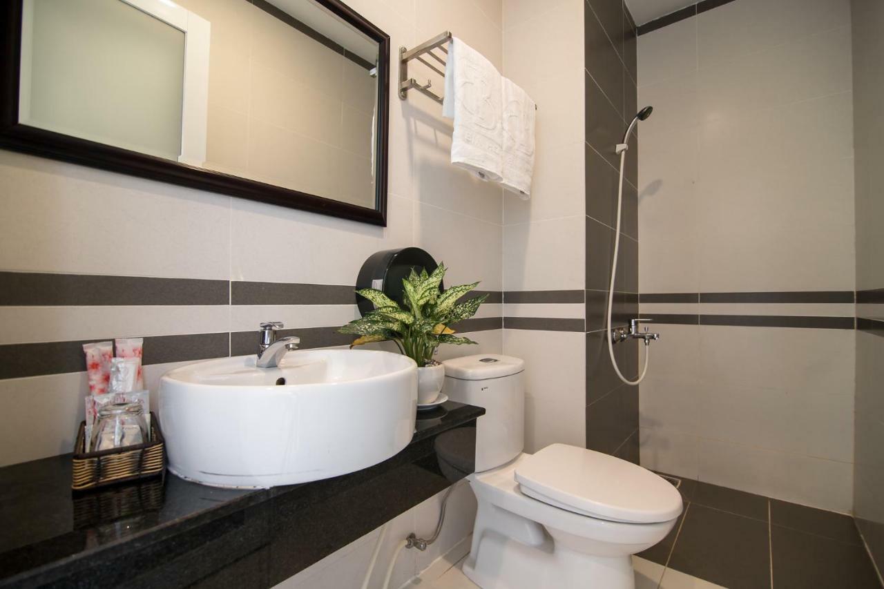 Bin Bin Hotel 4 - Near Sunrise City D7 مدينة هوشي منه المظهر الخارجي الصورة